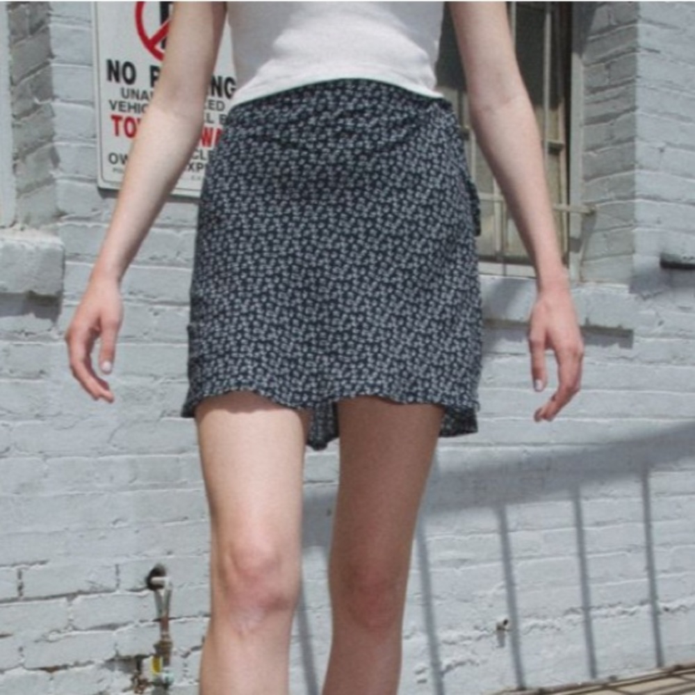 Brandy Melville Genevieve wrap skirt